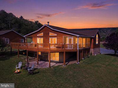 1054 River Bend Dr