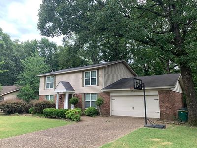 16 Valley Forge Dr