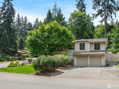 155 Capella Drive NW