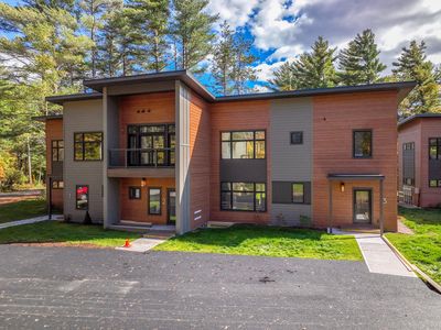 12 Bowman Ln Unit 1