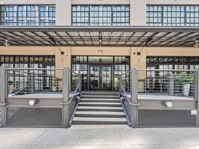 1400 NW Irving St APT 114