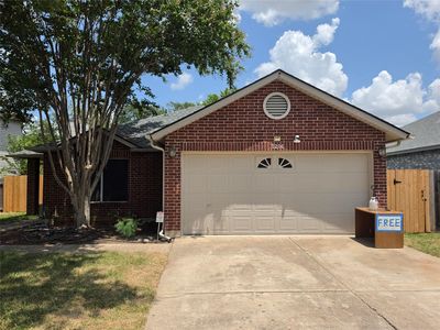 1216 Bradbury Ln