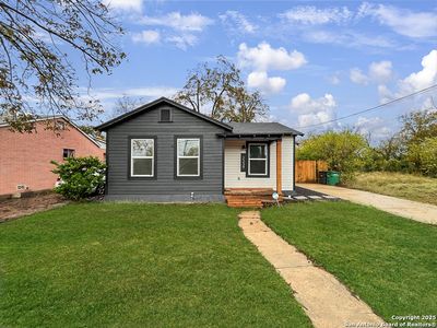 2239 Burnet
