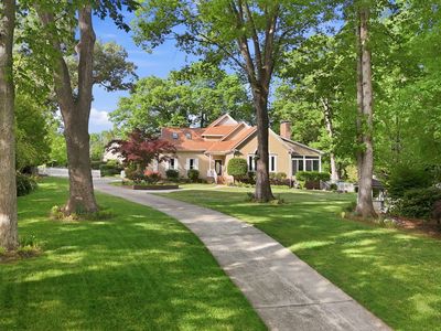 2504 Whippletree Dr