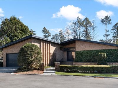 25 Linden Dr
