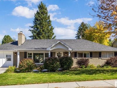 115 Elm Ave