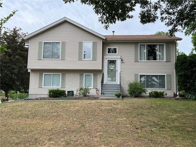 1089 Greenwich Ave
