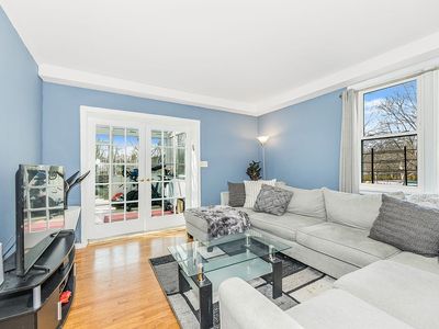 4601 Henry Hudson Pkwy #B11B14