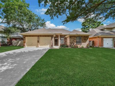16014 Brittany Knoll Dr