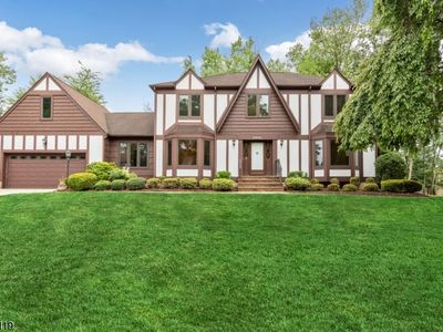 23 Puddingstone Way