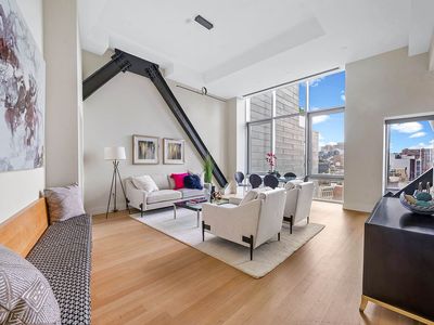52 E 4th St #10