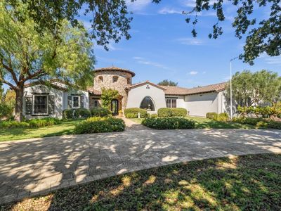 10095 Pomo Pl