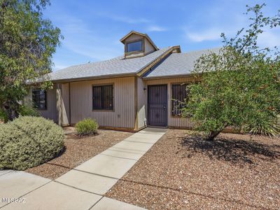 601 W Redondo Dr