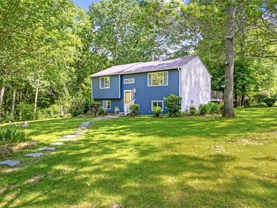 107 Huckleberry Rd