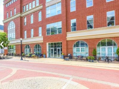 300 Main St SUITE 4H