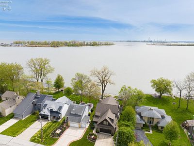 3205 Confederate Dr