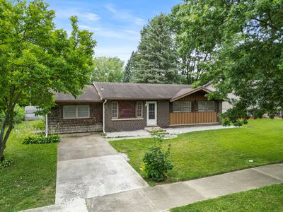 241 Walnut Ln