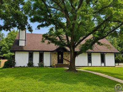 2802 Monterey Dr