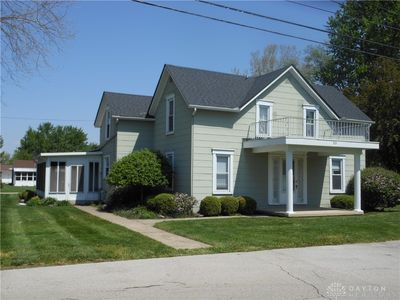 30 E Walnut St