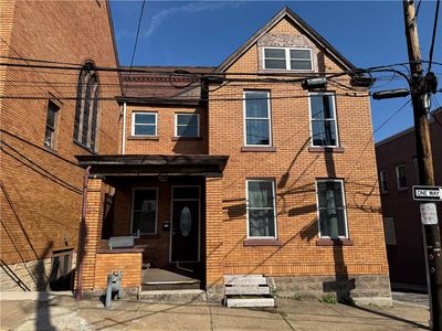 747 Chartiers Ave