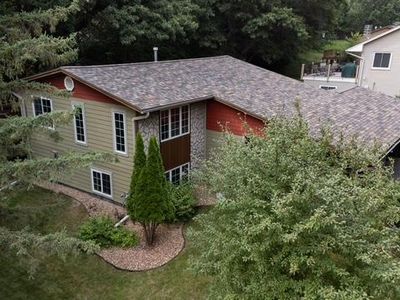 13 Woodcrest Dr