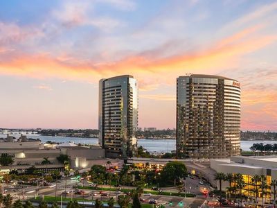 555 Front St Unit 1302