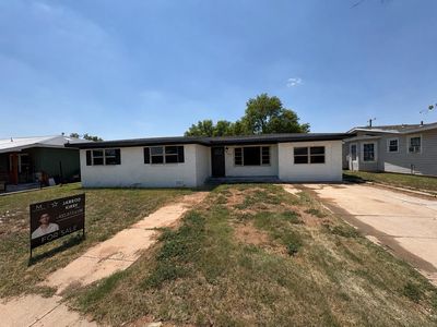 1103 NW 7th St
