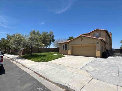 709 E Agape Ave