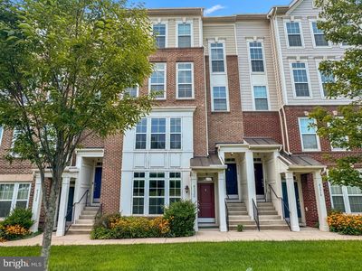 Property at 43520 Stonecliff Ter, Chantilly, VA