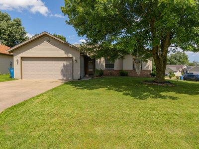 828 S Chinkapin Avenue