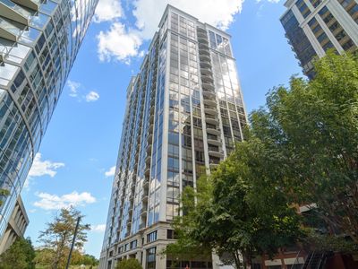 233 E 13th St APT 701