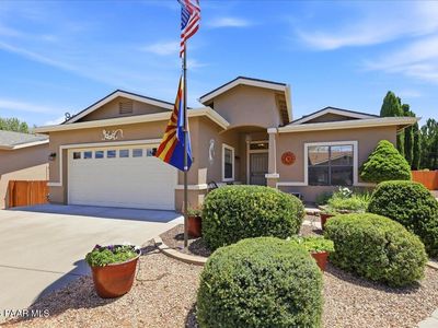 1203 Gardenia Ln