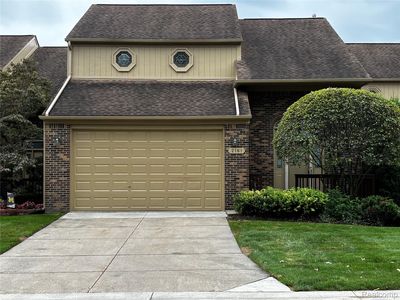 2161 Crystal Dr #8