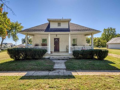 4255 Main St