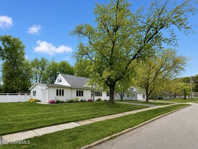 Property at 5 Farmdale Road, Hazlet, NJ