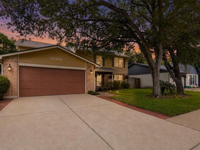 10435 Long River Dr