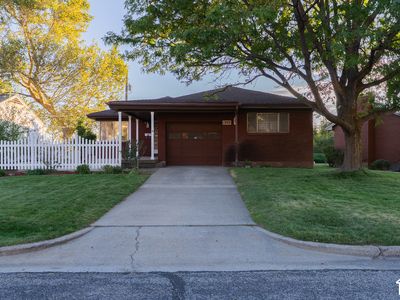 1265 Henderson Dr