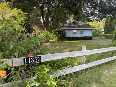 11372 E Lake Rd