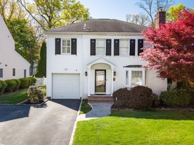 33 Exeter Rd