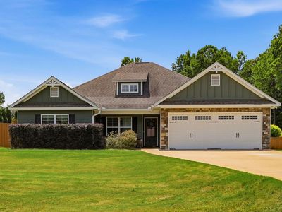 179 Lee Road 2210