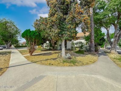 Property at 7455 Donna Ave, Reseda, CA