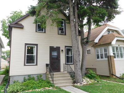 1816 S 77th STREET