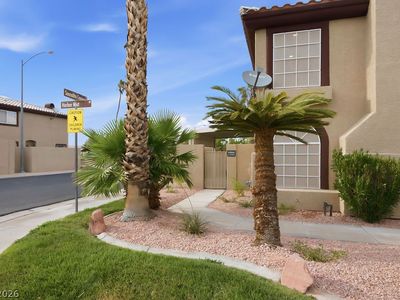 688 Harbor Mist Ave
