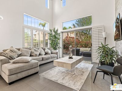 324 Ameno Dr W