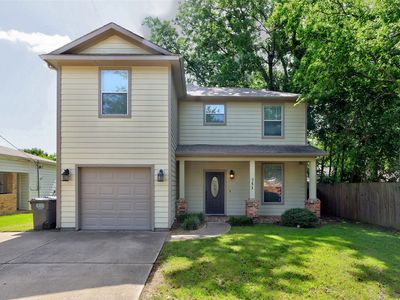 Property at 751 N Sherman Ave, Van Alstyne, TX