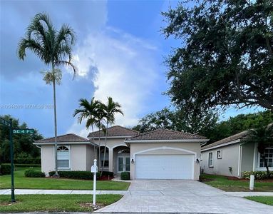 2335 SE 4th Pl