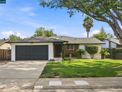 746 Leland Way