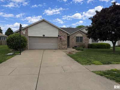 1423 Redwood Dr