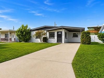 Property at 11355 2ND STREET E, Treasure Island, FL
