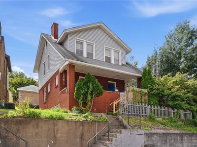 369 Center Ave